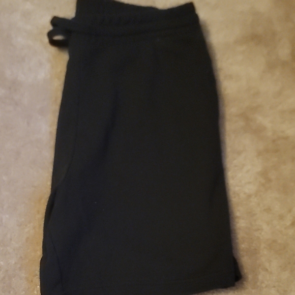 H&M Black Athletic Shorts for Men - Picture 4 of 4